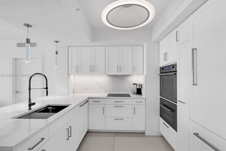 Sapphire Condo #602N image #7