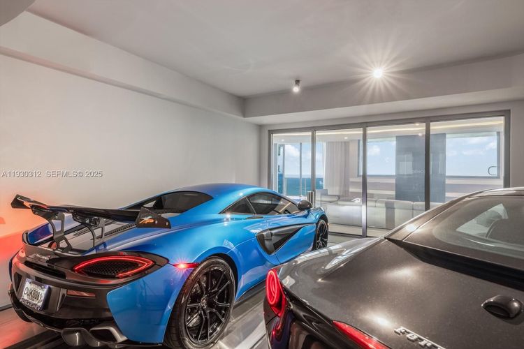 Porsche Design Tower #2805 image #27