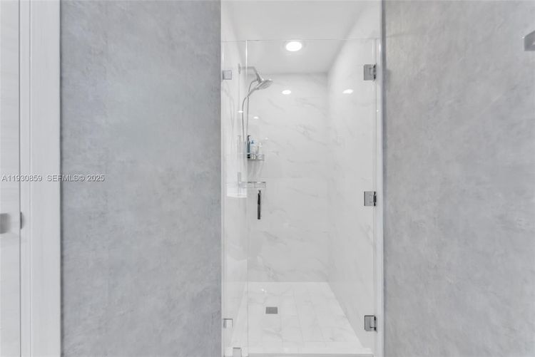 SLS Lux Brickell #1805 image #14
