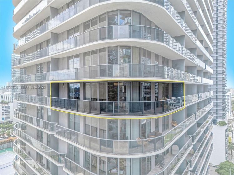 SLS Lux Brickell #1805 image #33