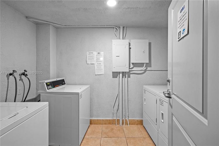 401 Blu Condo #1001 image #10