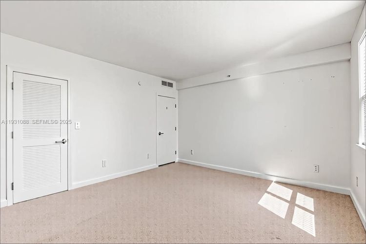 401 Blu Condo #1001 image #12