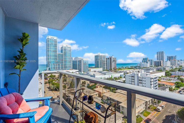 401 Blu Condo #1001 image #27