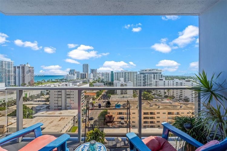 401 Blu Condo #1001 image #32