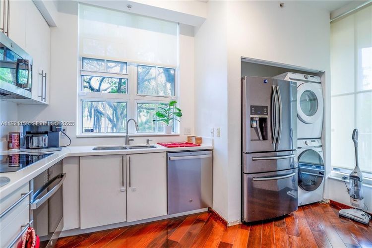 Alaqua #127 image #23