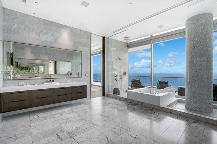Oceana Bal Harbour #2801 image #18