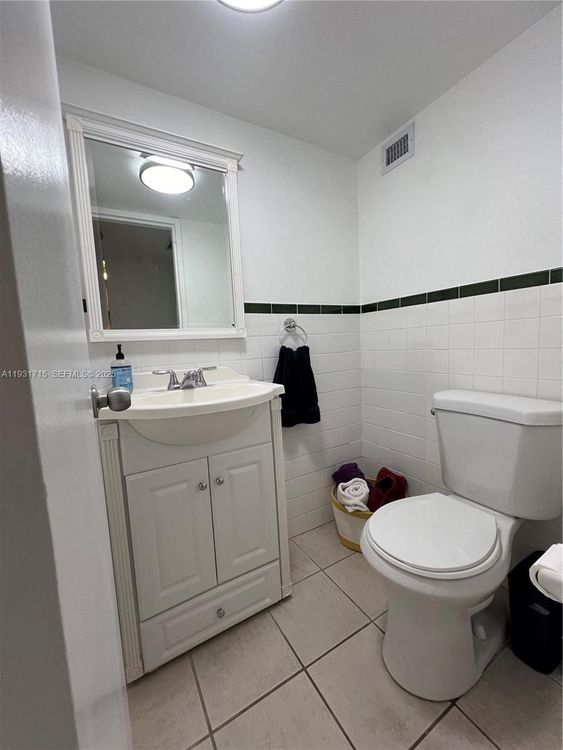 Bayview Terrace #1205 image #12