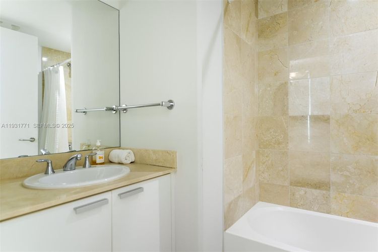 Atrium #1-1213 image #19