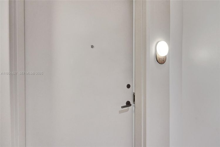 72 Park #1712 image #12