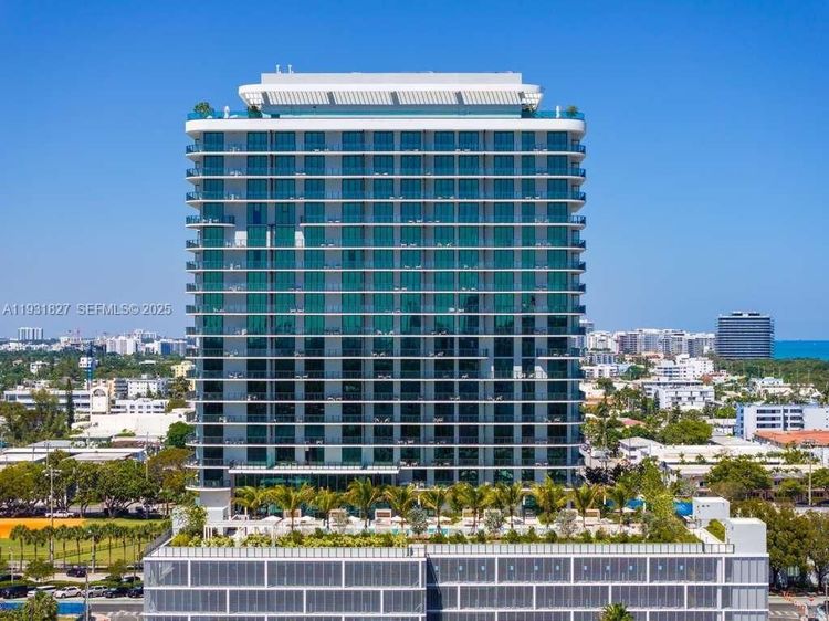 72 Park #1712 image #44