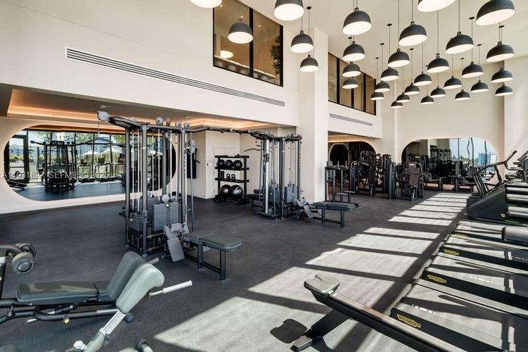 72 Park #1712 image #45