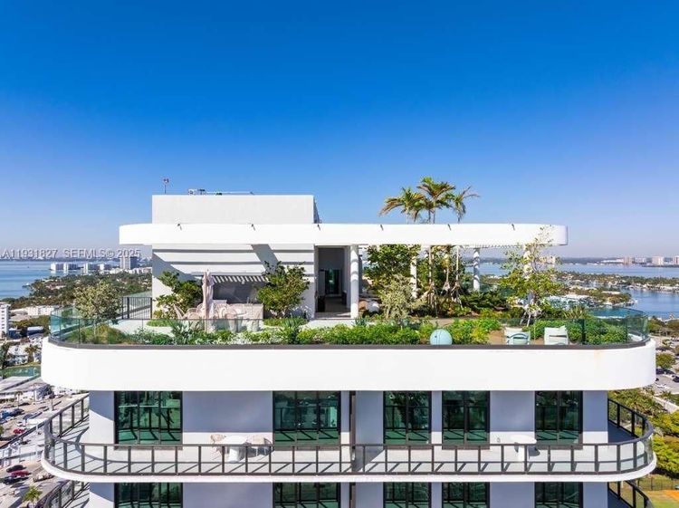 72 Park #1712 image #47