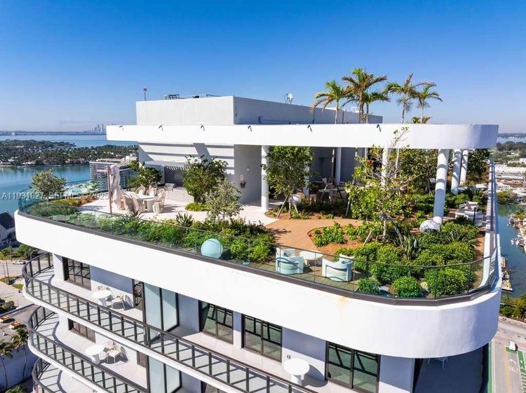 72 Park #1712 image #51