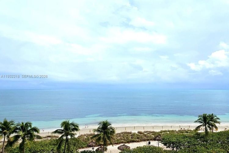 Towers of Key Biscayne #A504 image #36