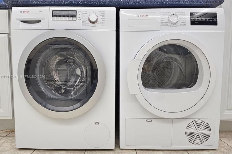 Towers of Key Biscayne #A504 image #9