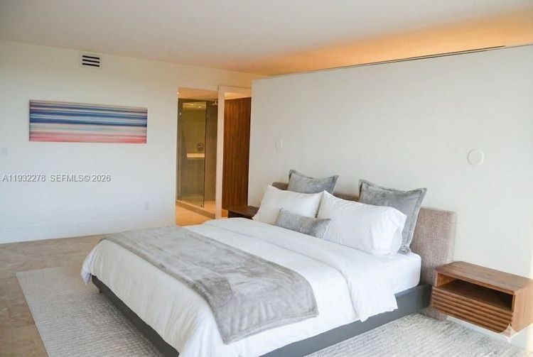 Jockey Club III #351 image #19