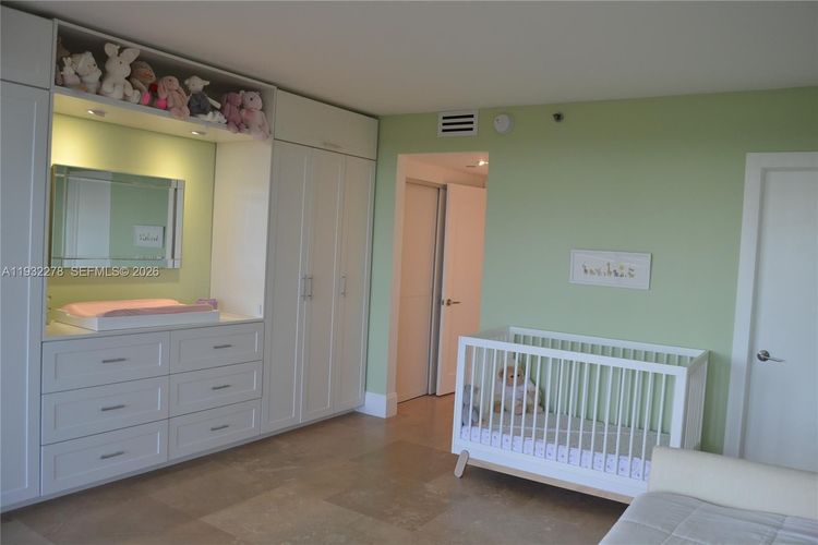 Jockey Club III #351 image #27