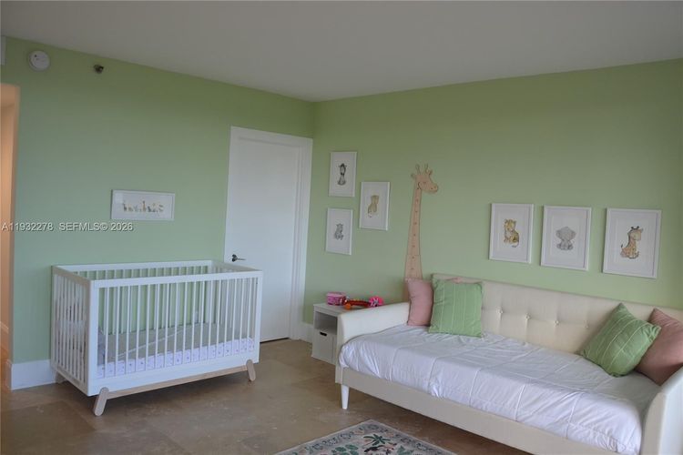 Jockey Club III #351 image #28