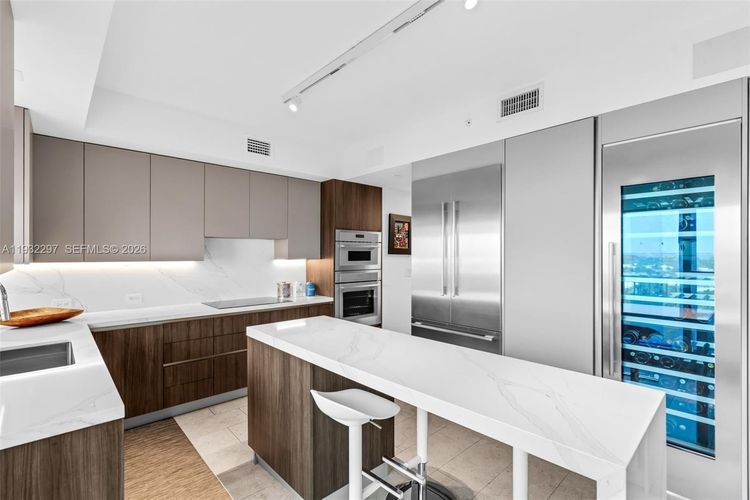 Ocean Club - Club Tower Three #801 image #13