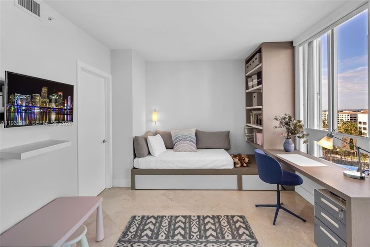 Ocean Club - Club Tower Three #801 image #24