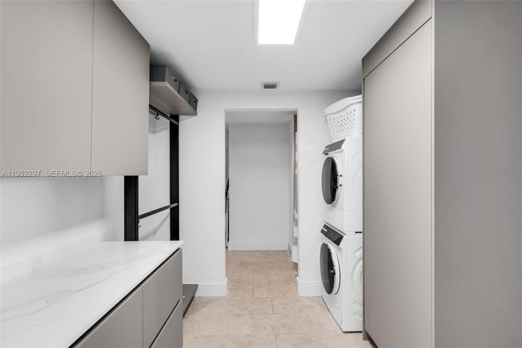 Ocean Club - Club Tower Three #801 image #29