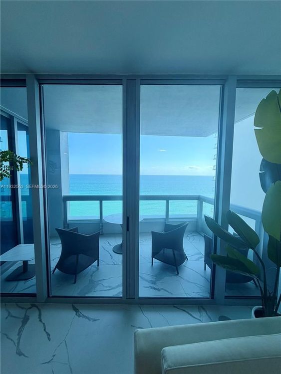 Carillon Condo North Tower #1008 image #19