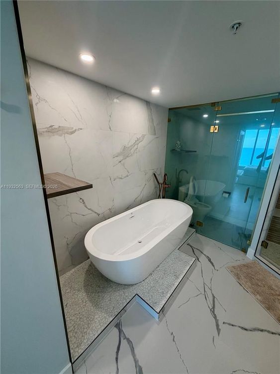 Carillon Condo North Tower #1008 image #26