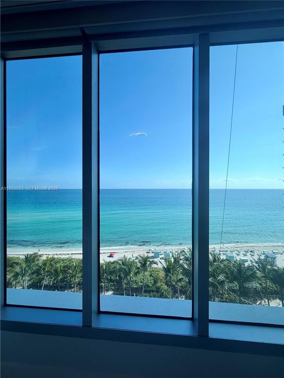 Carillon Condo North Tower #1008 image #29