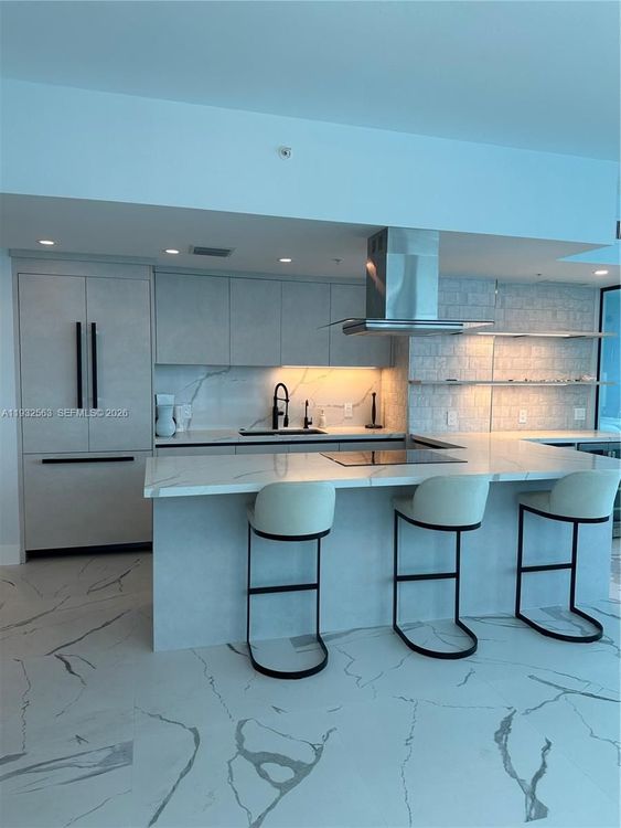 Carillon Condo North Tower #1008 image #33
