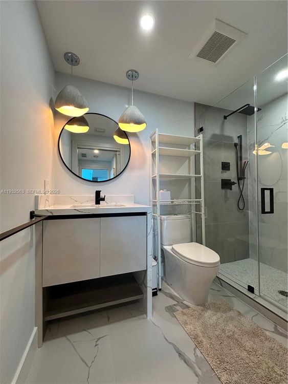 Carillon Condo North Tower #1008 image #9