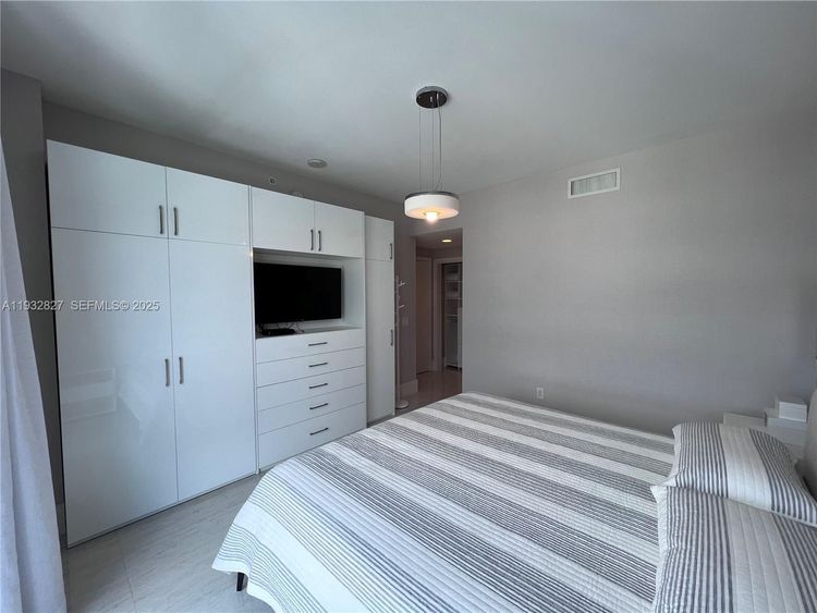 Marina Palms Yacht Club and Residences North Tower #1402 image #25