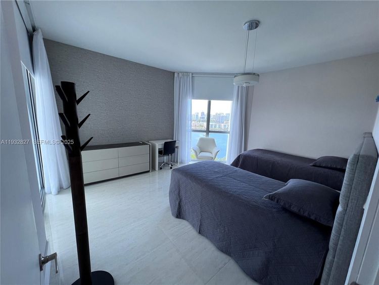 Marina Palms Yacht Club and Residences North Tower #1402 image #6