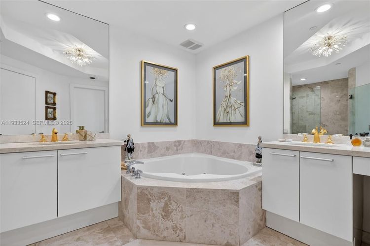 Bellini Williams Island #1403 image #26