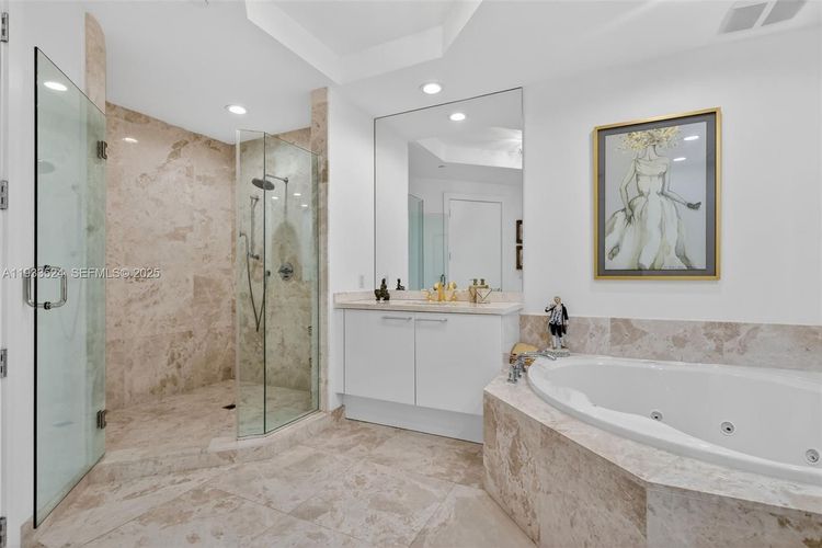 Bellini Williams Island #1403 image #28