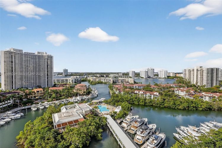 Bellini Williams Island #1403 image #34