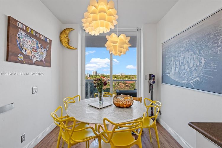 One Island Place #603B image #19