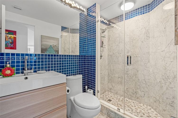 One Island Place #603B image #30