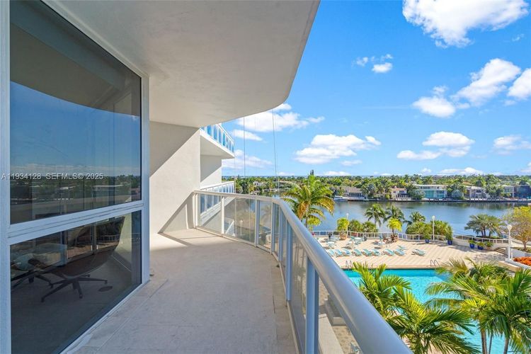 One Island Place #603B image #45