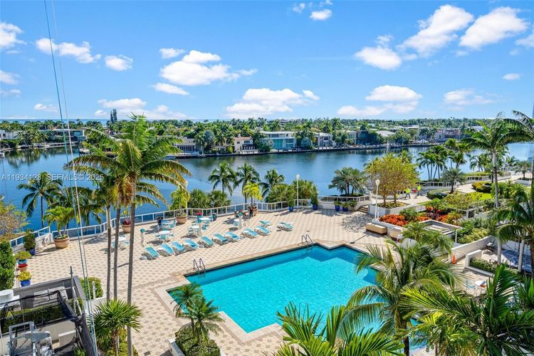 One Island Place #603B image #48