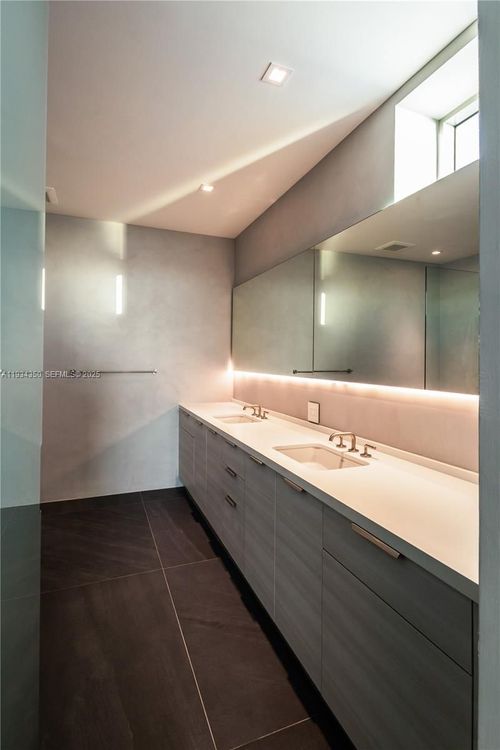 Space 01 Lofts #1401 image #13