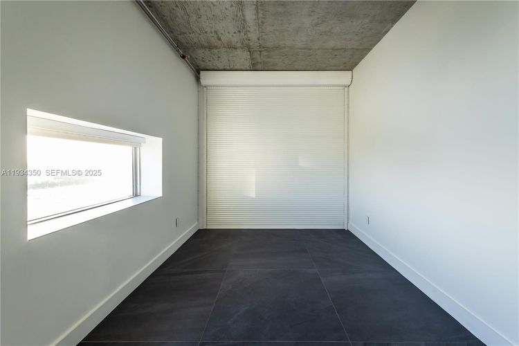 Space 01 Lofts #1401 image #21