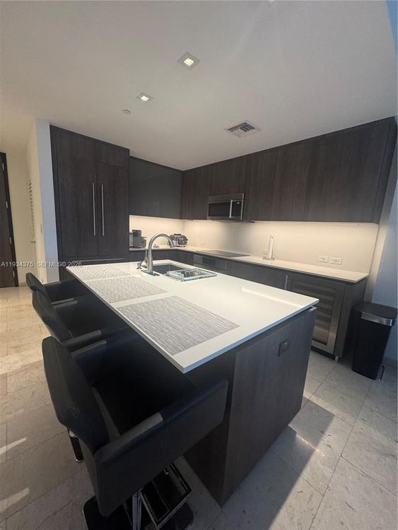 Rise Brickell City Centre #805 image #10