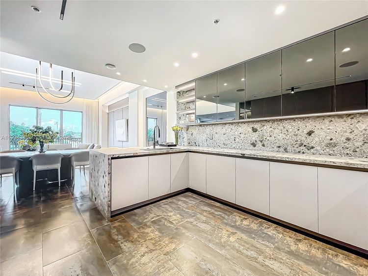 Villas of Positano #V5 image #17