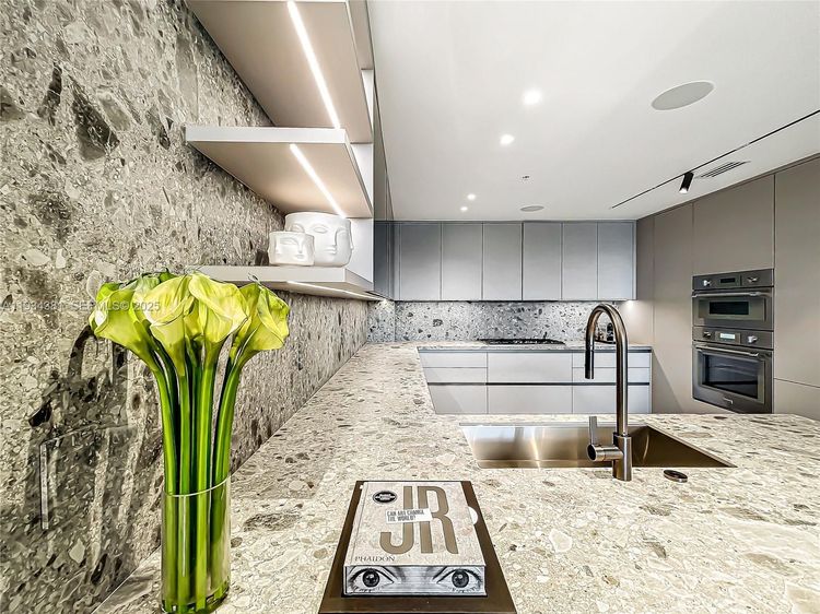 Villas of Positano #V5 image #19