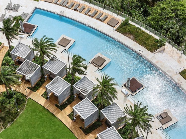 Apogee #2103 image #10