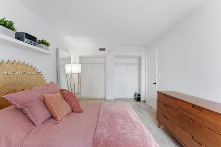 Madison Downtown #W-806 image #13