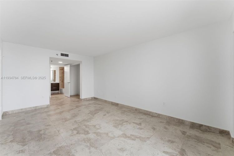 Madison Downtown #W-806 image #21