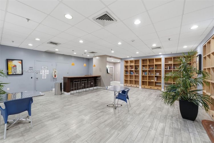 Madison Downtown #W-806 image #33