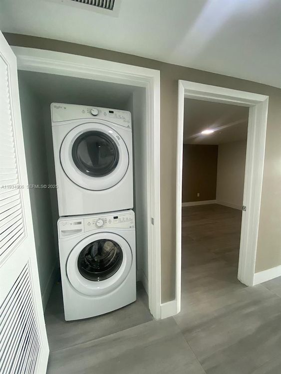 400 Sunny Isles #1616 image #12