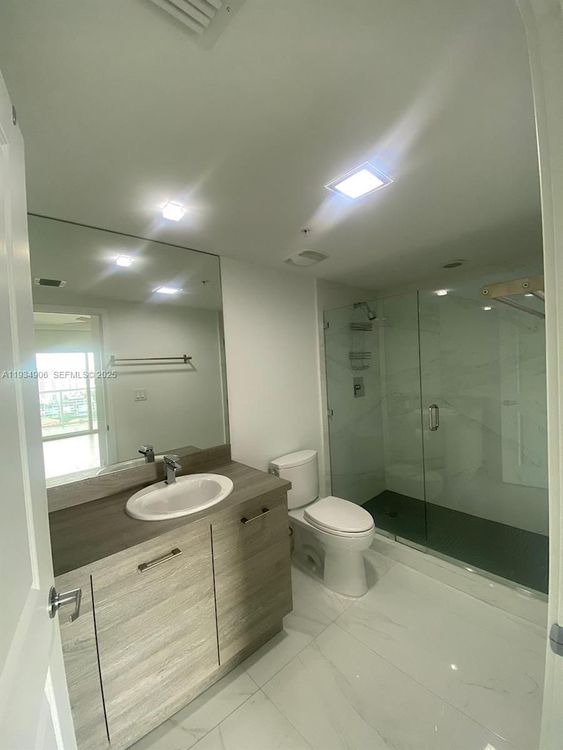 400 Sunny Isles #1616 image #17